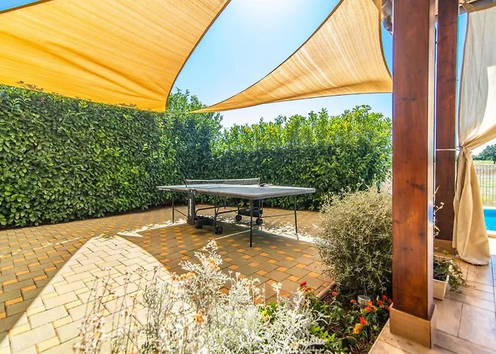 Tanja By * Πούλα