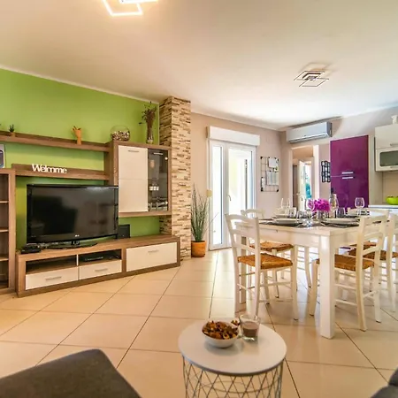 Villa Tanja By